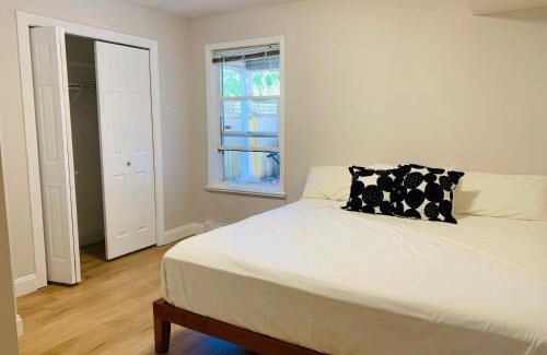 Port Coquitlam Apartamento | 2 Beds Guest Suite to Yourself at Coquitlam Centre Mall