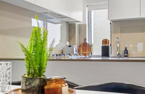 Newtown Apartamento | 2 Beds near Newtown Station
