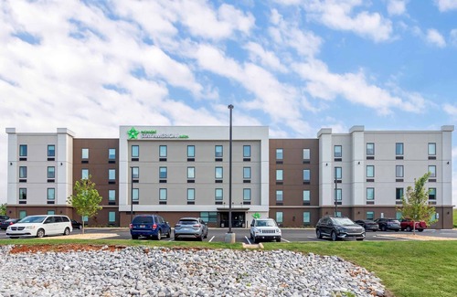Asheville Hotel | 2 Beds Room - Enjoy Complimentary Breakfast at Our Homely Suites with Kitchens