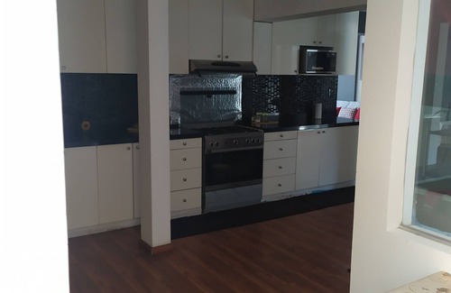 Surquillo Apartamento | A 2 calles de la estacion de Tren, cerca de centros comerciasles