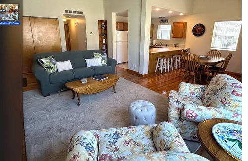 Charlevoix Casa | 2 blocks to Lake Michigan! Downtown Charlevoix! Fantastic location & Ratings!