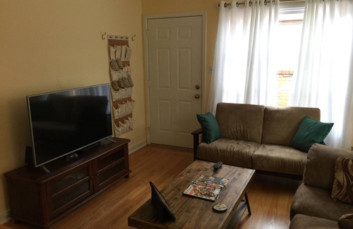 East Sacramento Casa | 2 dormitorios / 1 baño East Sac Guest House cerca del centro y Midtown
