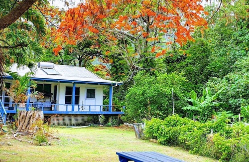 Avarua Cabaña | 2 BR, 2 bath, with lovely quiet beach, closeby Avarua town, Tamarind restaurant