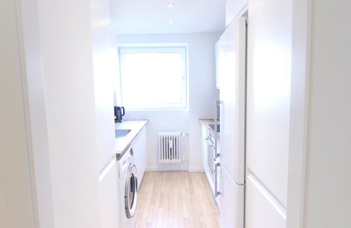 Frederiksberg C Apartamento | Great 2-bed w/ balcony - 238