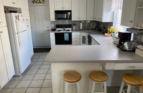 Hampton Condominio | 2 BR CONDO 2 MIN. WALK TO OCEAN/BEACH