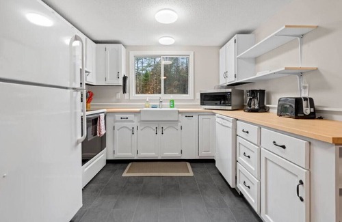 Thornton Condominio | 2-BR Condo Near Welch-Dickey and Waterville Valley