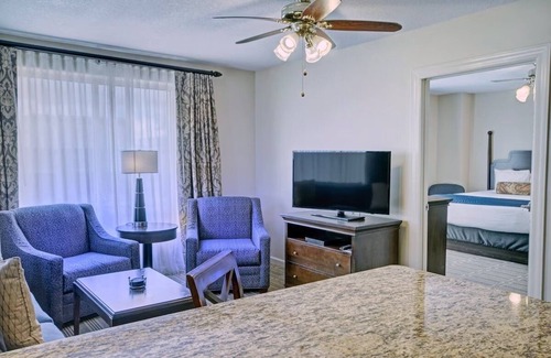 Old Town Alexandria Complejo | 2 BR Deluxe, 1285 8 Max, Double- 2, King Bed - 1, Queen Sleeper Sofa , 2Baths