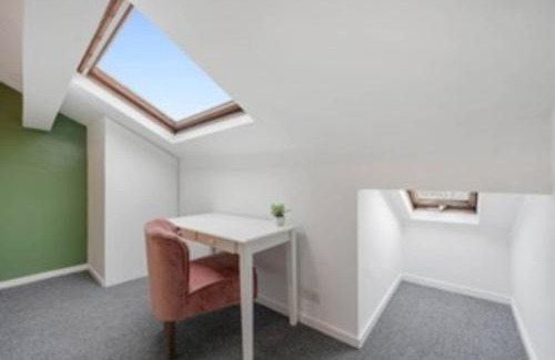 Rossendale Apartamento | 2 BR House By Eason Stays Short Lets & Serviced Accommodation Rossendale With Free Parking