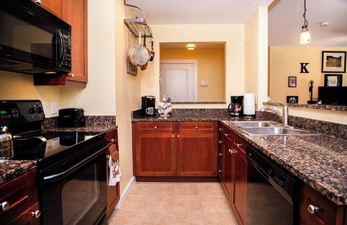 St. Augustine Condominio | 2-BR large private fenced courtyard-close to entrance & pool / hot tub