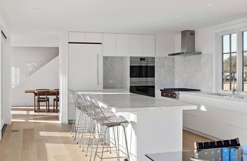 Chilmark Casa | 2 BR, Modern Main House, private beach, AC, Wifi, Modern Luxury, Fireplace