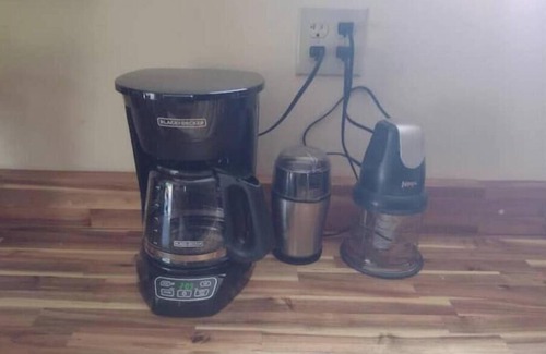 Wallingford Apartamento | 2 BR pets ok, amazing view, swimming hole, fantastic view of Green Mountains