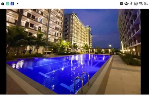 Paranaque Apartamento | 2 BR Resort type Condo unit near Airport