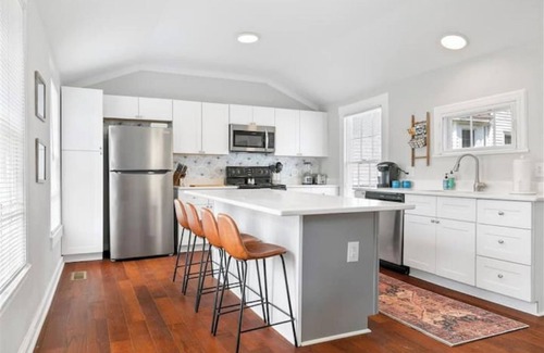 Gordonsville Casa | 2 BR retreat in the heart of historic Gordonsville -Walkable to many attractions