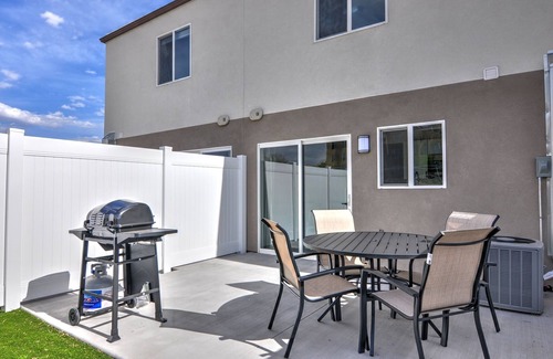 Grand Junction Casa | 2 BR Townhome , Free WiFi, Parking & Laundry. Pets Welcome