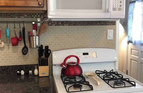 Sugar House Casa | 2 BR Up to date, heart of Sugar House