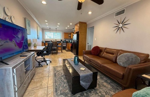 Highlands - Perkins Apartamento | 2 br with Pool & washer dryer