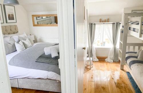 Fylingdales Casa | 2 Browcote Cottage
