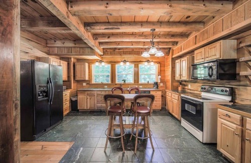 Mars Hill Casa | 2 Cabins on Private Pond Sleeps 30 Sauna Hot Tub