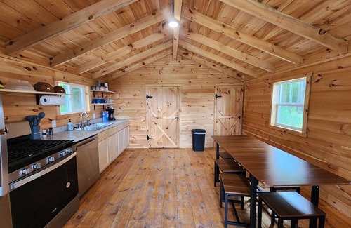 White Cloud Cabina | 2 Cabins with Kitchen/Bath House on 137 Acres!