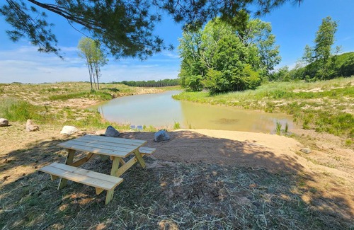 White Cloud Cabina | 2 Cabins with Kitchen/Bath House on 137 Acres!