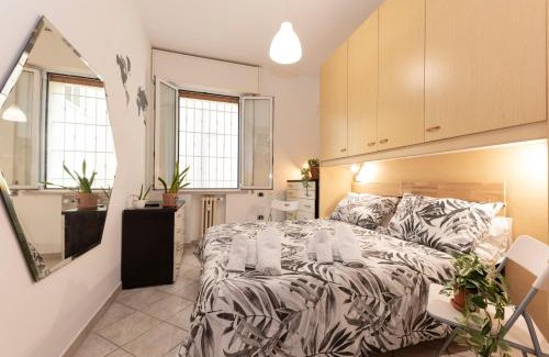 Forli Apartamento | 2 Camere 5 ospiti Parcheggio Gratis Recintato, Vicino a Università, Ospedali, Centro, Stazione, Aeroporto, Romagna