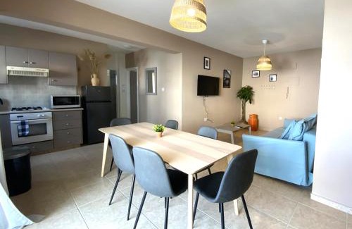 Skala Apartamento | 2 Combined Apts, Fast Wi-Fi, 5 Min Walk to Beach