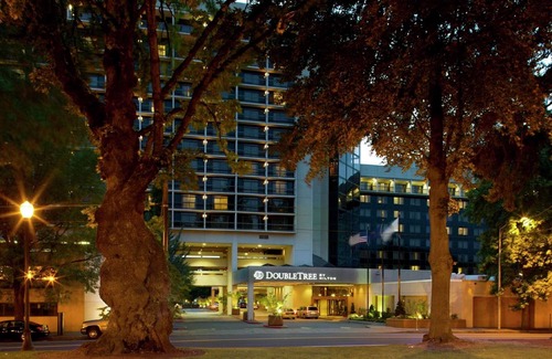 Lloyd District Casa | 2 Connecting Suites at a 4⭐️ Hotel