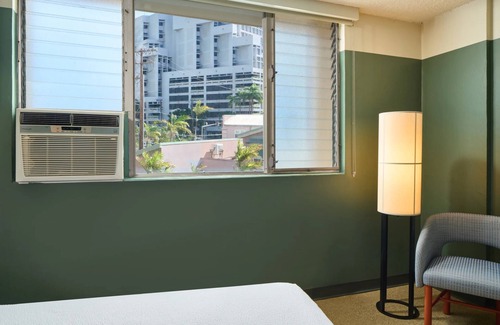 Ala Moana Hotel | 2 Convenient Rooms, Scenic Gardens, Outdoor Pool Relaxation, Near Ala Moana