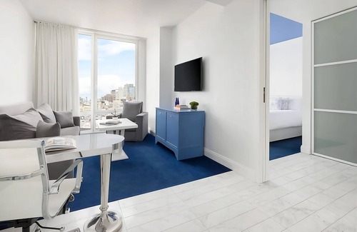 SoHo Hotel | 2 Convenient Units! Parking, Pets Allowed, Close to Elizabeth Street Garden!
