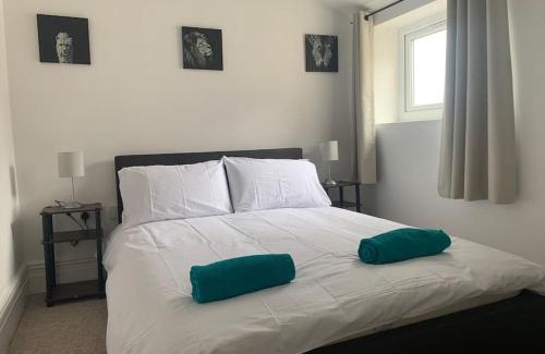 Horfield Apartamento | 2 double bedroom flat, central location