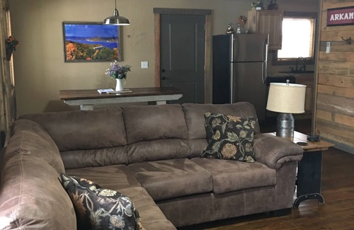 Mountain Home Cabina | El Fall Creek Cabins es ideal para familias y se encuentra a 1,6 km del lago Norfork y Mountain Home Ar.