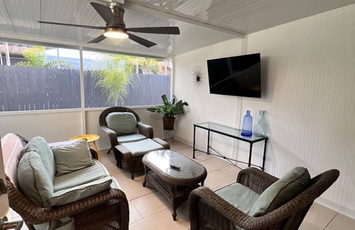 Tamarac Casa | 2 Fam home, Sleeps 14