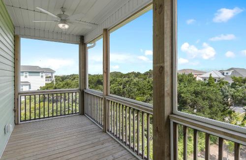 Long Beach Casa | 2 Family Coastal Escape