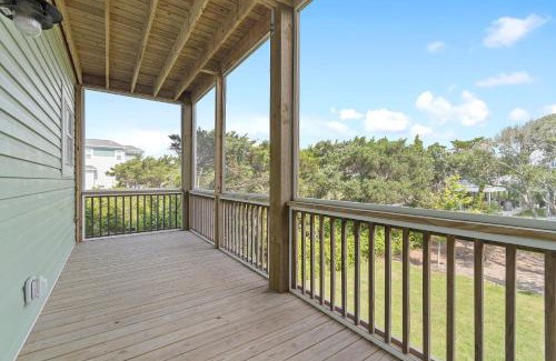 Long Beach Casa | 2 Family Coastal Escape