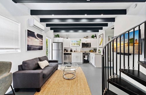 Tarpon River Casa | 2-Family Retreat: Pool, Gym, Near Beach & Las Olas
