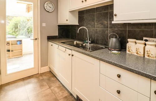 Burton Casa | 2 Fern Terrace