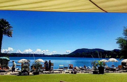Cadrezzate Casa | 2' from Lake Monate 5' from Euratom, Wi-Fi