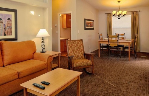 Pinetop Complejo | 2 Great Units, Listen to the Forest Sounds From Your Private Porch!