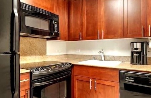 Waikiki Complejo | 2 HGVC Lagoon Tower Beachfront, Concierge, Fast WIFI