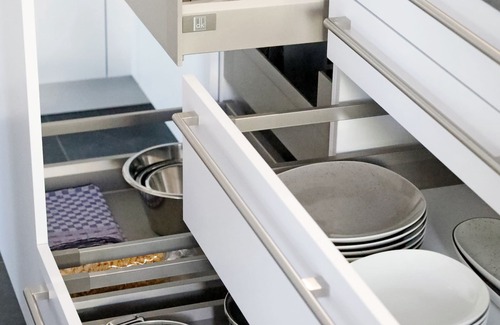 Edenkoben Apartamento | 2 apartamentos vacacionales equipados con una habitación de hotel de cuatro estrellas más.