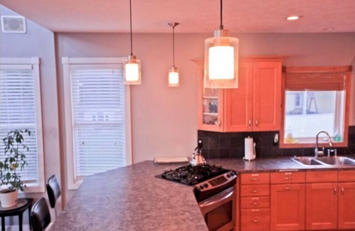Alto Casa | 2 houses Campau Lakefront 4 level, sunrise cottage -Hot Spa, fireplaces