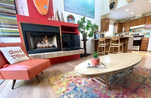 Hermosa Beach Casa | 2 HOUSES FROM THE BEACH!! +Onsite Parking