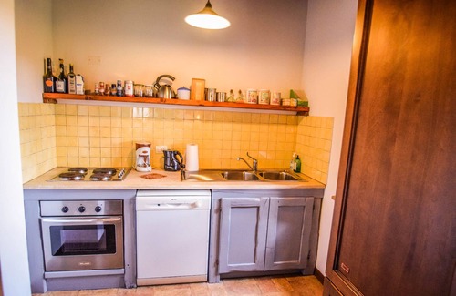 Amelia Casa | 2 casas con piscina privada en zona montañosa y tranquila. 5 km de la ciudad