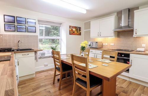 Corris Apartamento | 2 ISYGRAIG, admite mascotas, con un jardín en Corris, Ref 937399