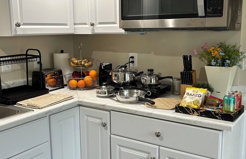 Manassas Casa | 2-King Beds bedrooms house in Manassas with Playroom & full amenities provided
