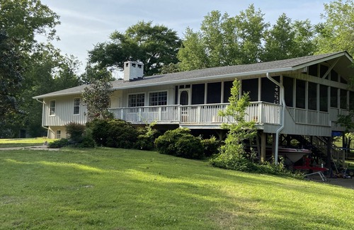 Ridgeland Casa | 2 Kings Private Retreat Close to Shopping and Restaurants