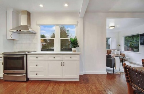Whittier Heights Casa | 2 Kitchens! Walkable 3BR/3BA Charmer near Park