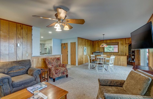 Cedar Cliff Casa | 2 lakefront cabins with lake & mountain views, private dock
