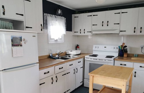 O'Leary Cabaña | 2 Livingroom & 2 Bedroom PEI Family Cottage awaits you!