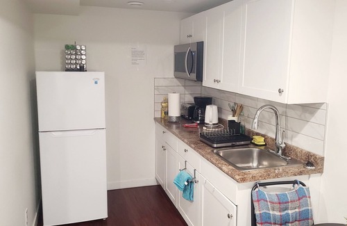 Fort Gary Apartamento | 2 LUXURY BEDROOM IN BASEMENT FOR 4 PEOPLE !!!